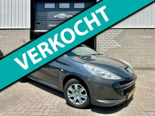 Peugeot 206 (2012) — foto 1
