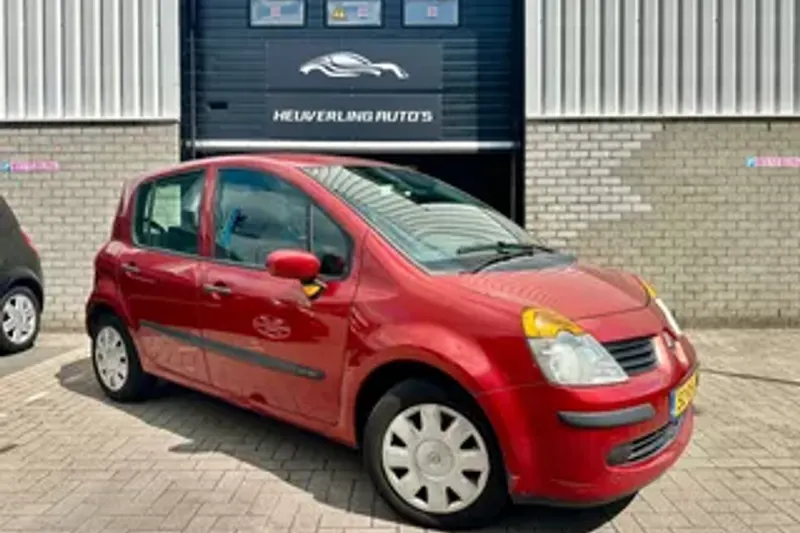 Renault Modus (2005)