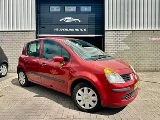 Renault Modus (2005) — foto 1
