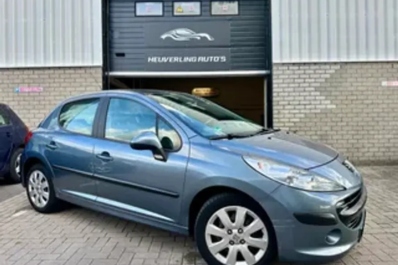 Peugeot 207 (2006)