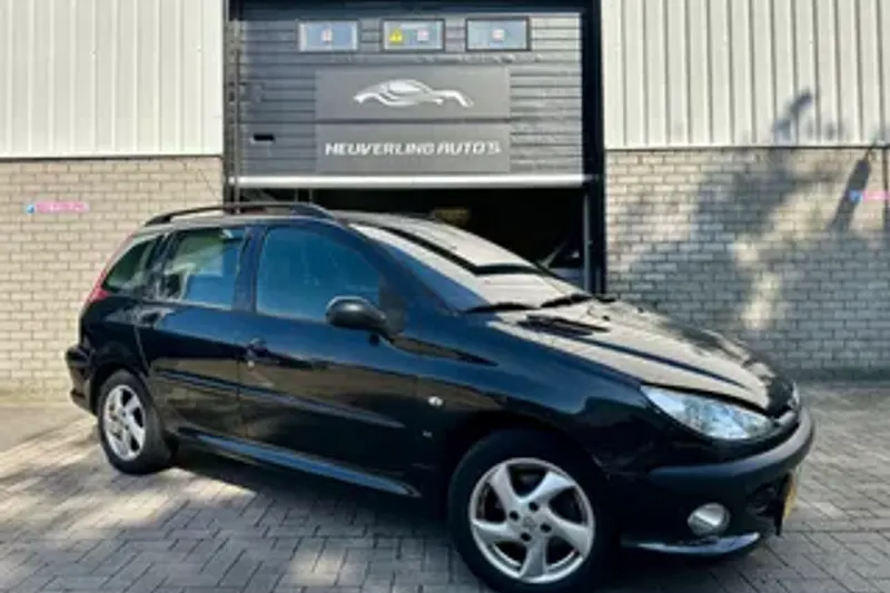 Peugeot 206 (2005)