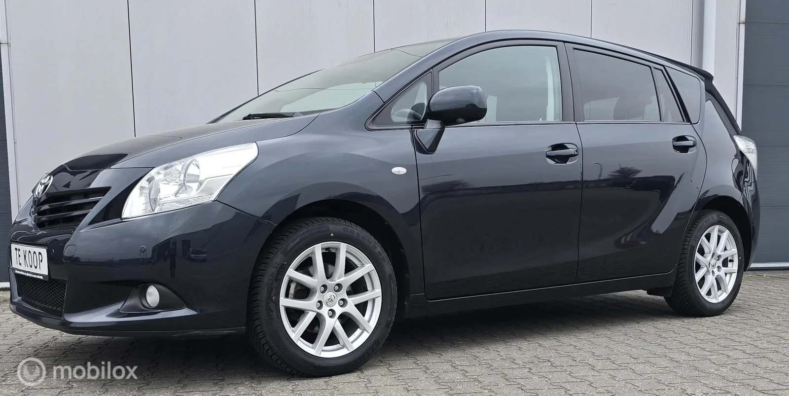 Toyota Verso (2012) — foto 1