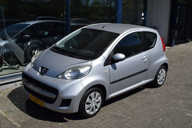 Peugeot 107 (2011)