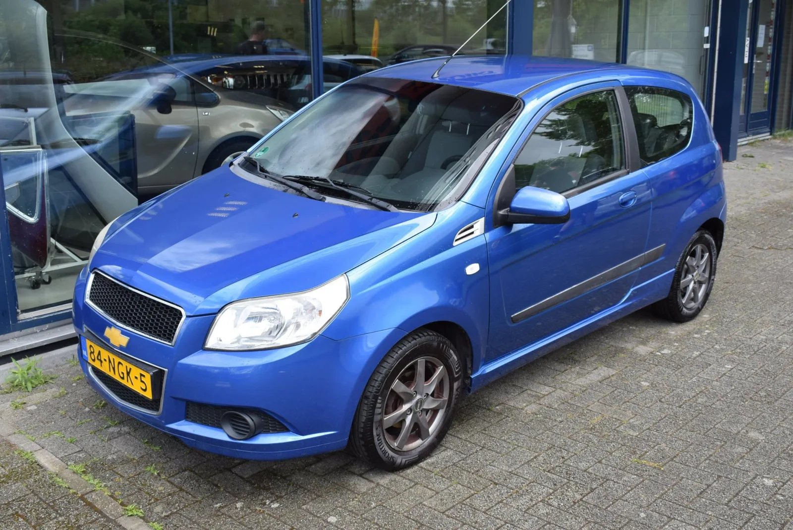 Chevrolet Aveo (2010) — foto 1