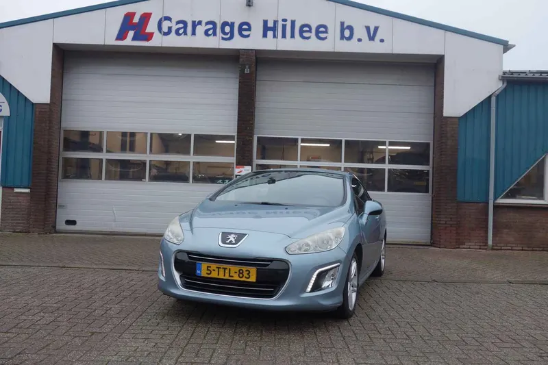 Peugeot 308 (2012)