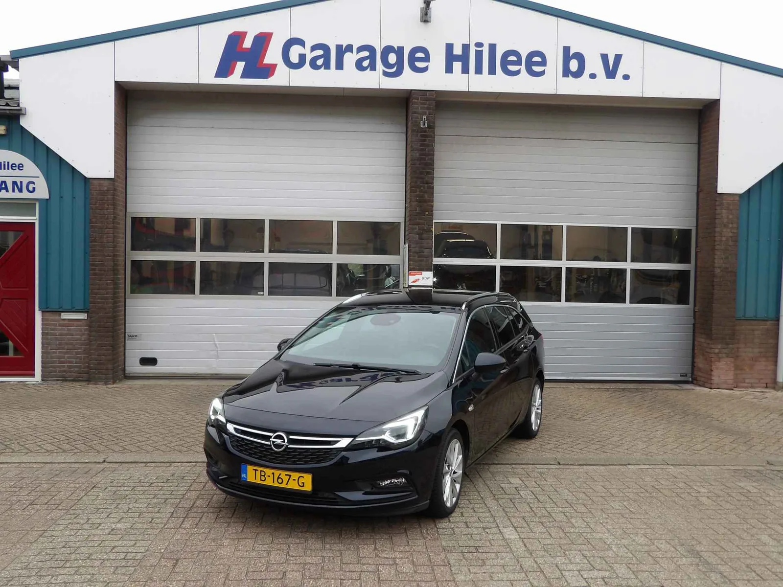 Opel Astra (2018) — foto 1