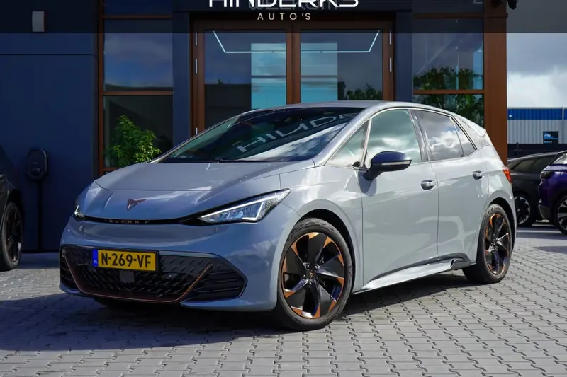 CUPRA Born (2021)