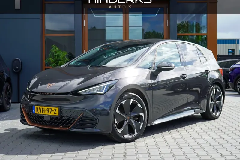 CUPRA Born (2023)