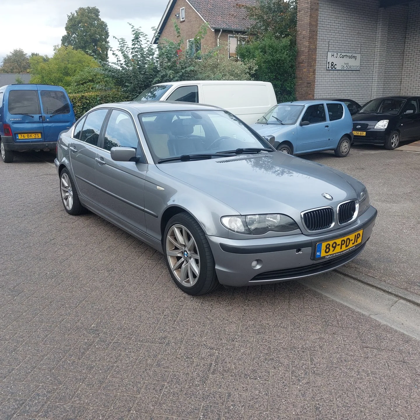 BMW 3-Serie (2004) — foto 1