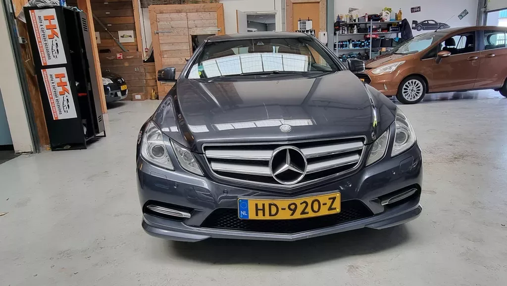 Mercedes-Benz E-Klasse (2013) — foto 1
