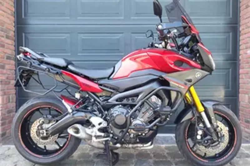 Yamaha Tracer 900 (2015)
