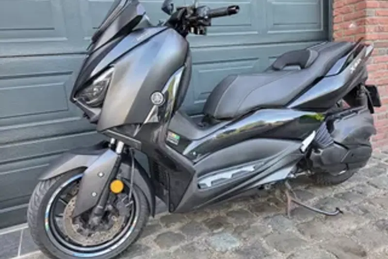 Yamaha X-MAX 400 Iron (2019)