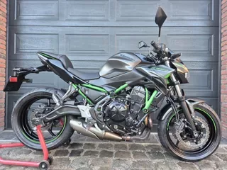 Kawasaki Z650 (2023) — foto 1