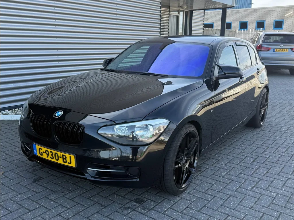 BMW 1-Serie (2011) — foto 1