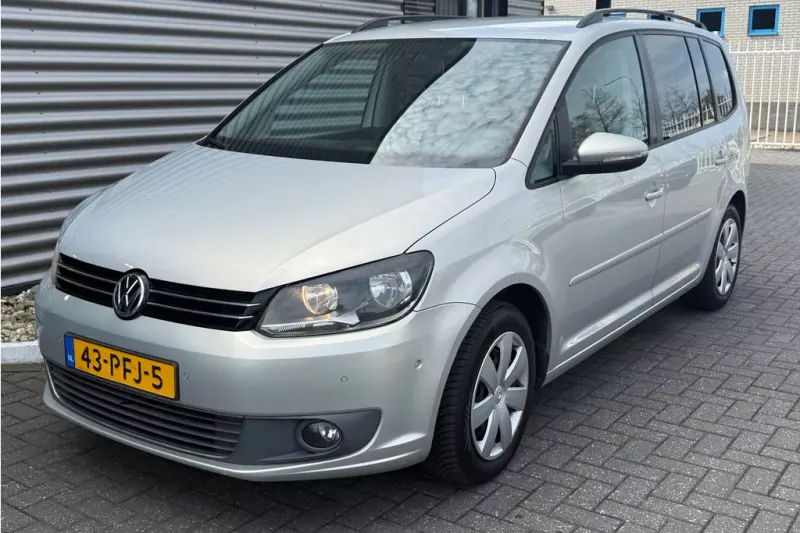 Volkswagen Touran (2011)