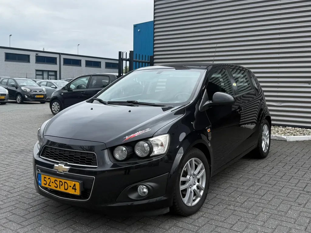 Chevrolet Aveo (2011) — foto 1