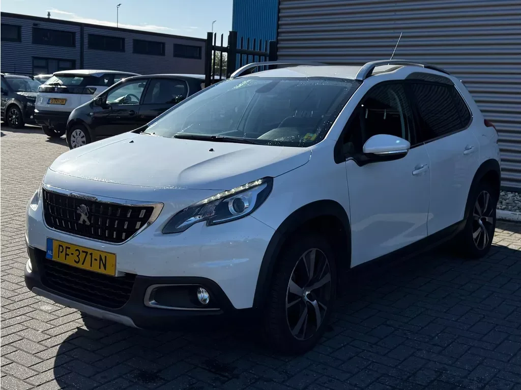 Peugeot 2008 (2017) — foto 1