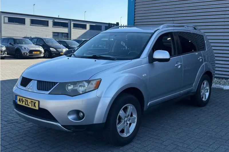 Mitsubishi Outlander (2008)