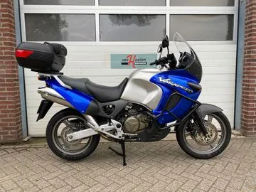 Honda XL 1000 V Varadero (2000) — foto 1