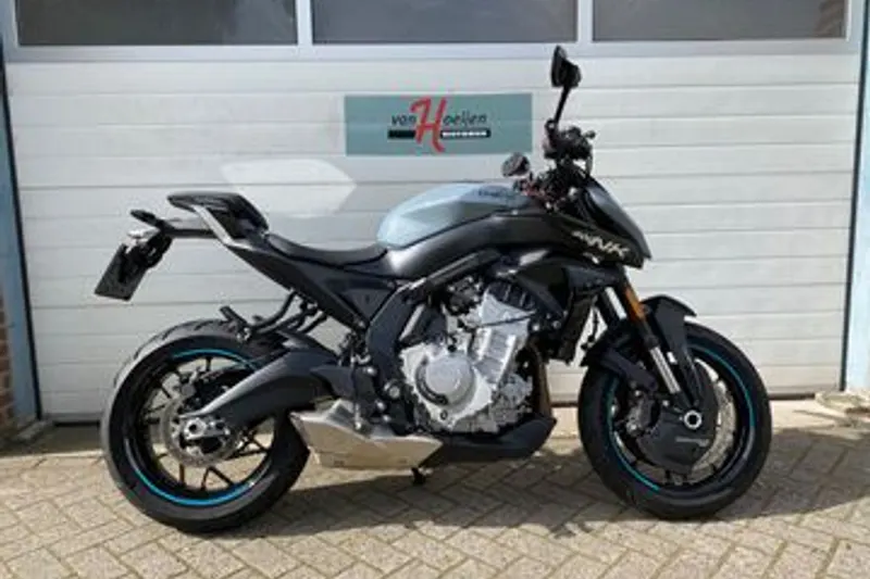 CFMoto 675 NK (2025)