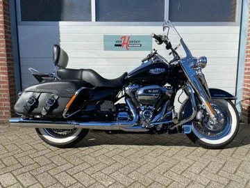 Harley-Davidson Road King Classic (2017) — foto 1