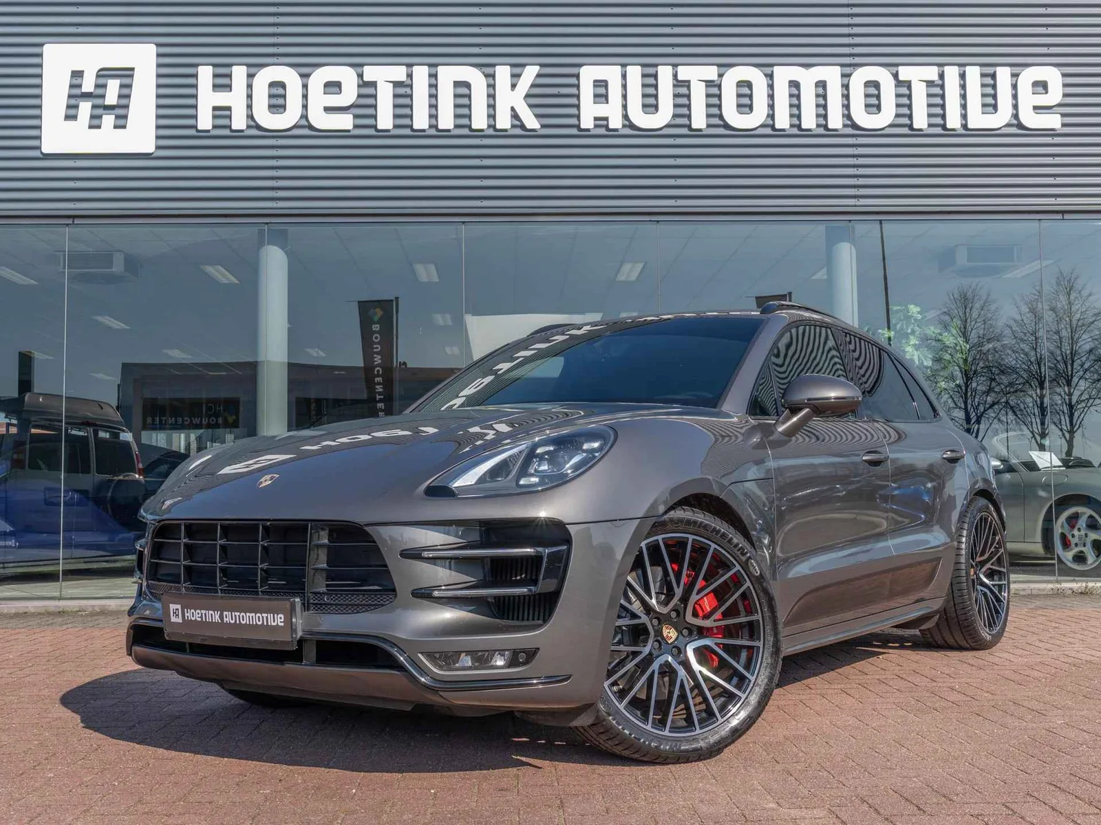 Porsche Macan (2017) — foto 1