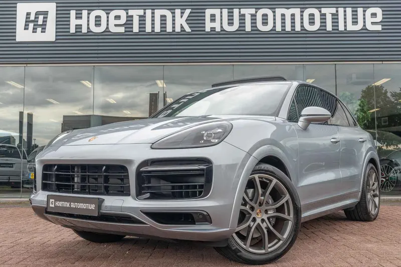 Porsche Cayenne (2023)