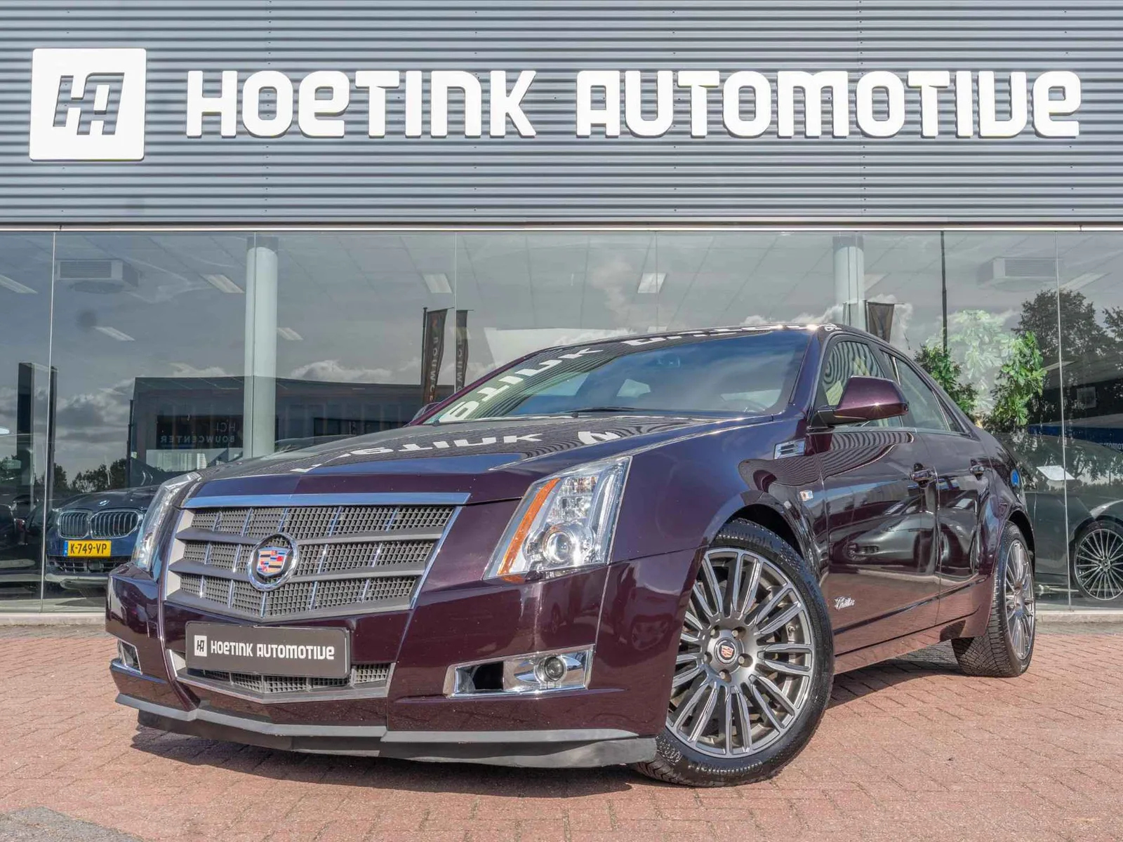 Cadillac CTS (2010) — foto 1