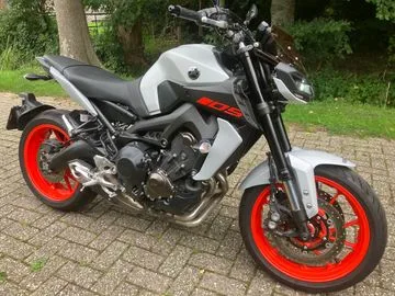 Yamaha MT-09 (2019) — foto 1