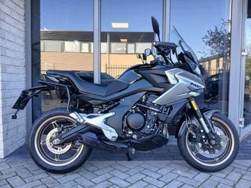 CFMoto 700 MT (2024) — foto 1