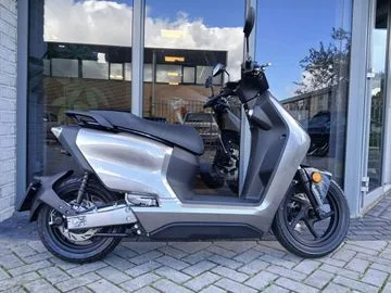 Zero LS1 (2026) — foto 1