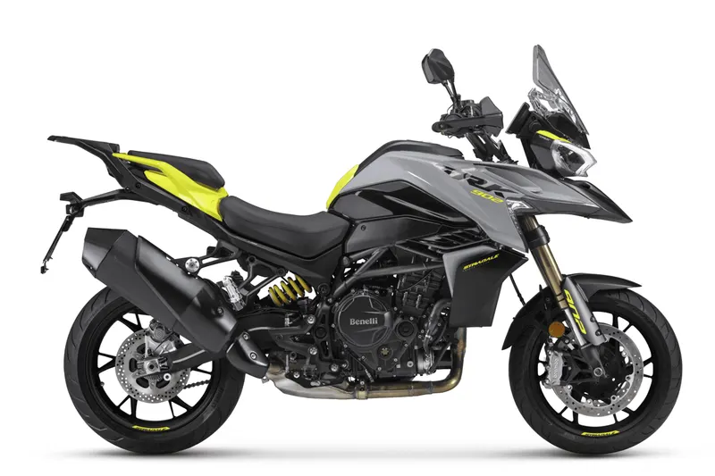 Benelli TRK 902 STRADALE (2026)