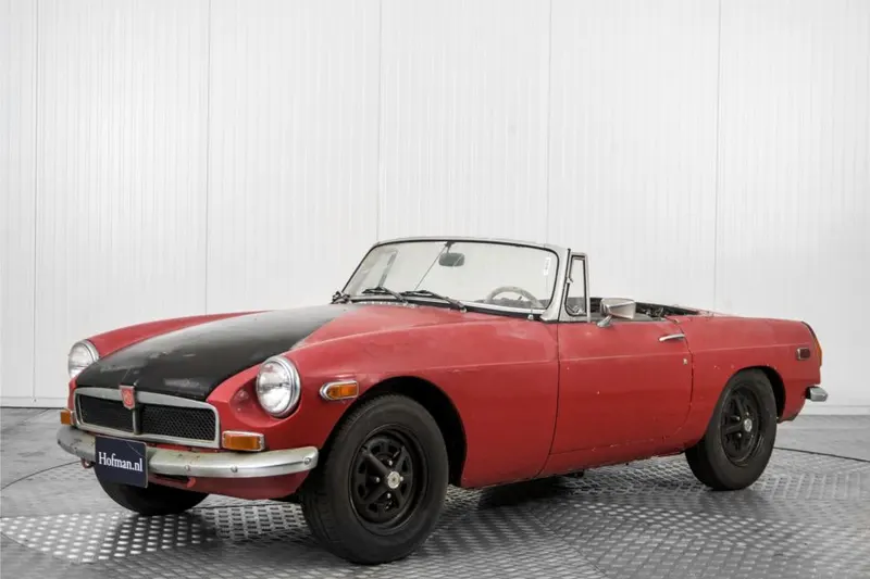 MG B (1973)
