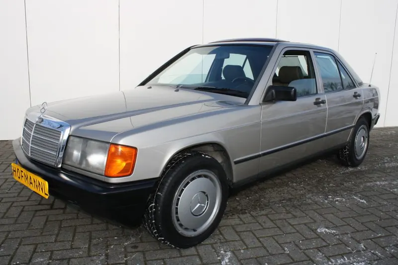 Mercedes-Benz 190-Serie (1986)