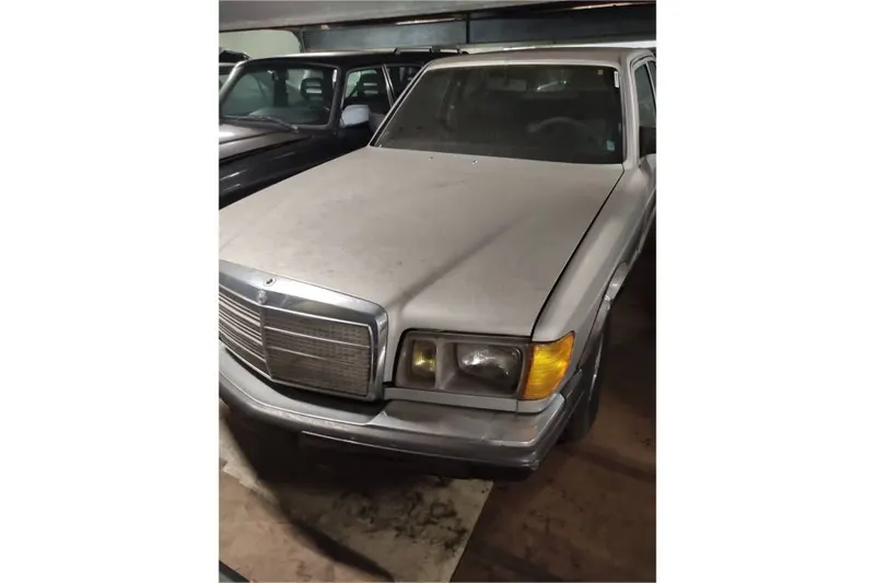 Mercedes-Benz 300-Serie (1982)