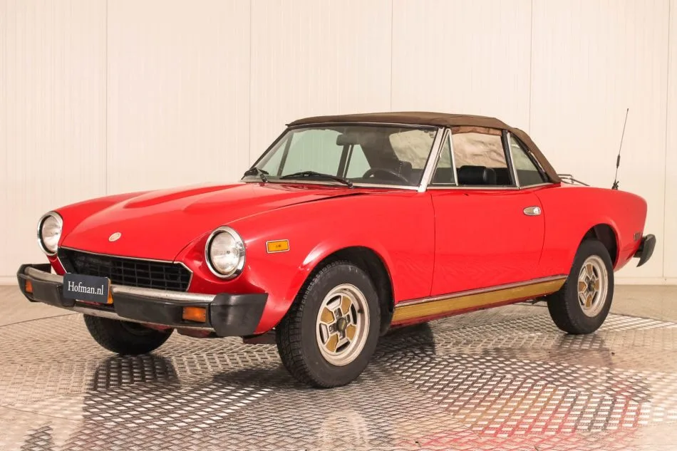 Fiat 124 Spider (1981) — foto 1