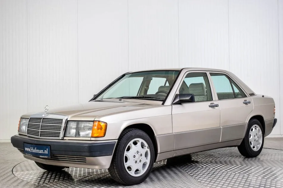 Mercedes-Benz 190-Serie (1989) — foto 1