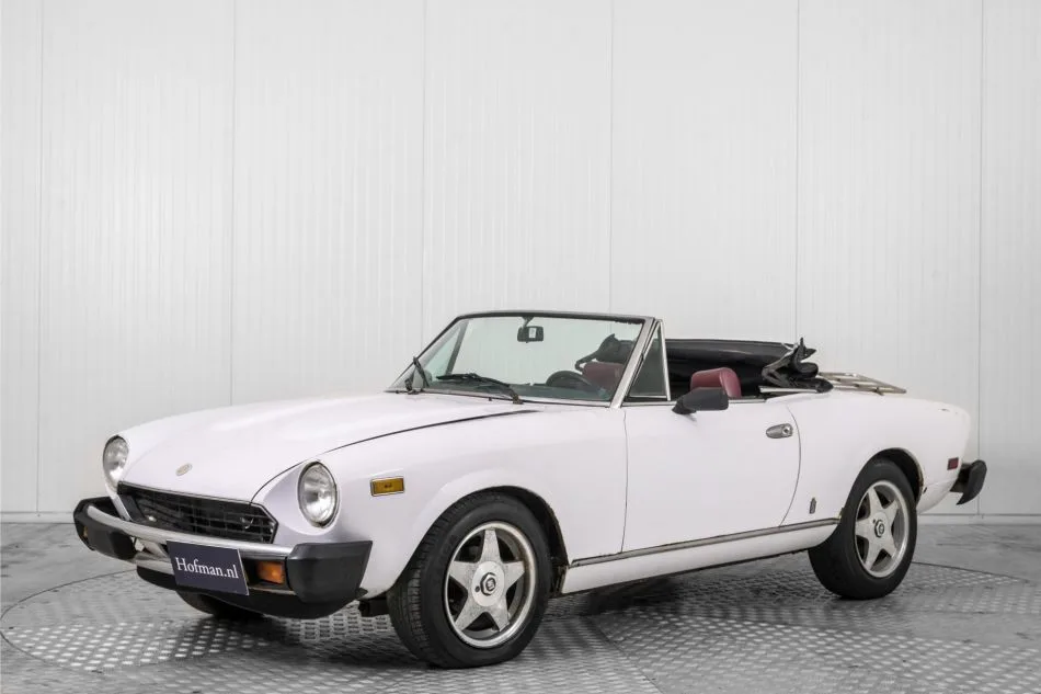 Fiat 124 (1979) — foto 1