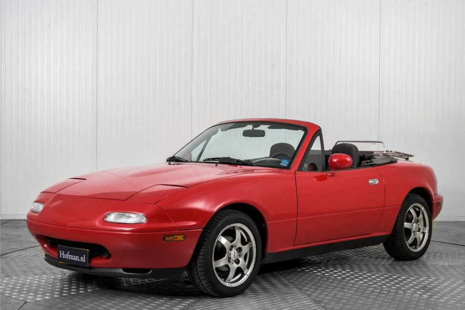 Mazda MX-5 (1990) — foto 1