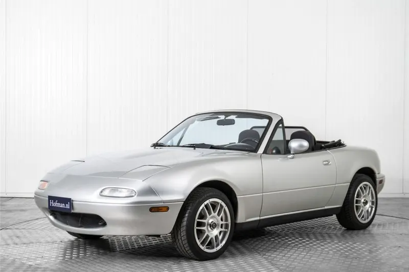 Mazda MX-5 (1990)