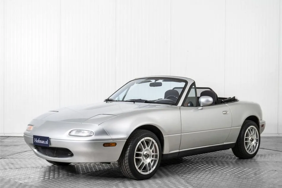 Mazda MX-5 (1990) — foto 1