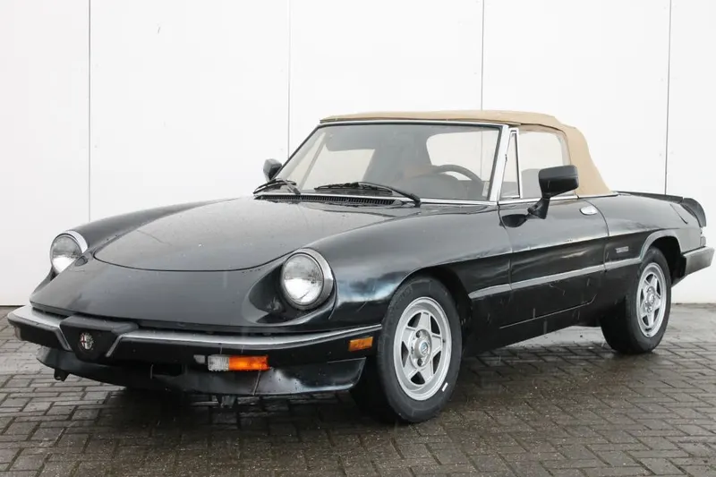 Alfa Romeo Spider (1987)