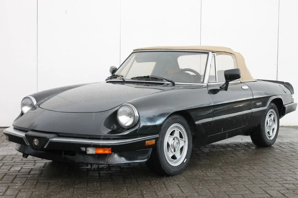 Alfa Romeo Spider (1987) — foto 1