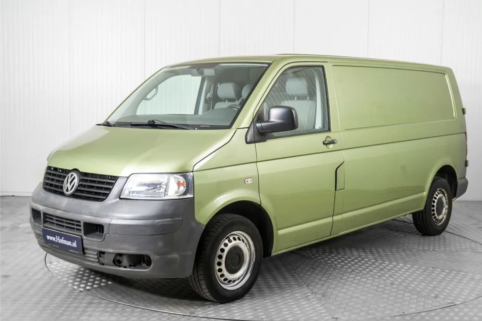 Volkswagen Transporter (2010) — foto 1