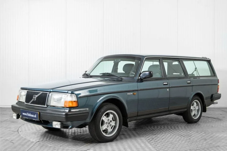 Volvo 240 (1990) — foto 1