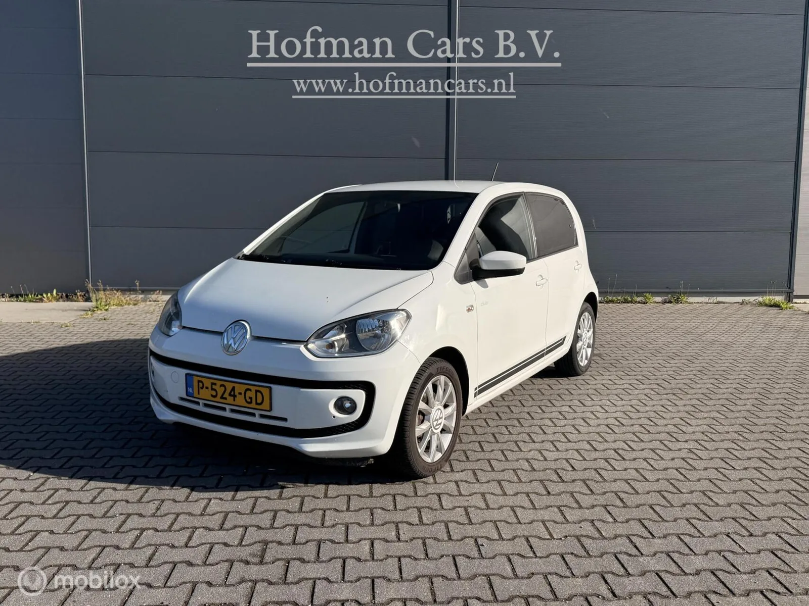 Volkswagen Up! (2016) — foto 1