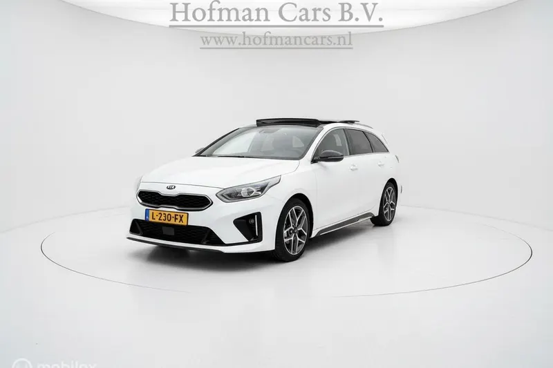 Kia ProCeed (2021)