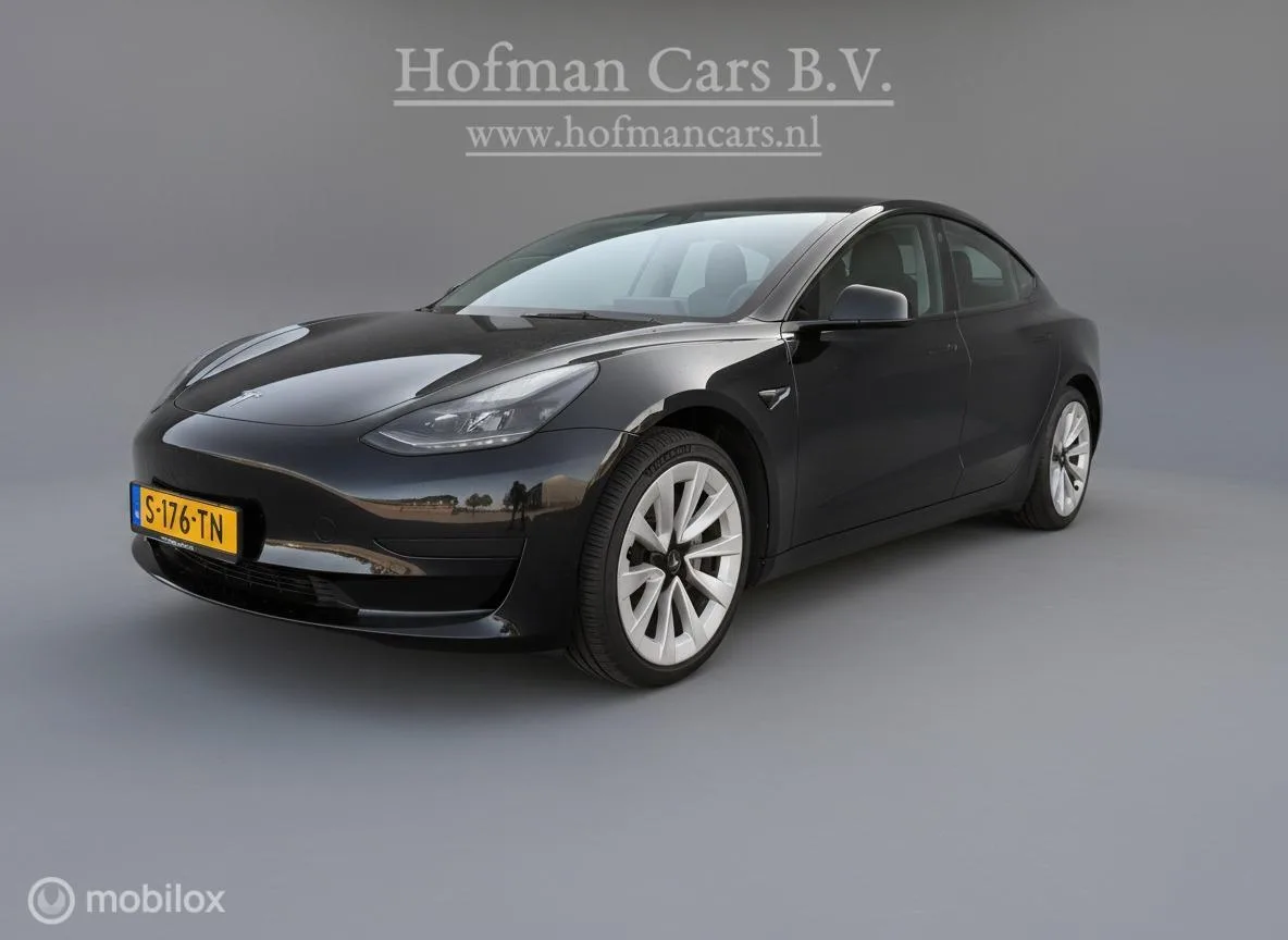 Tesla Model 3 (2023) — foto 1
