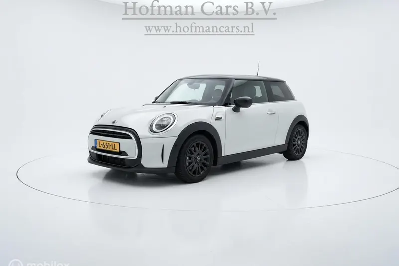 MINI Cooper (2021)