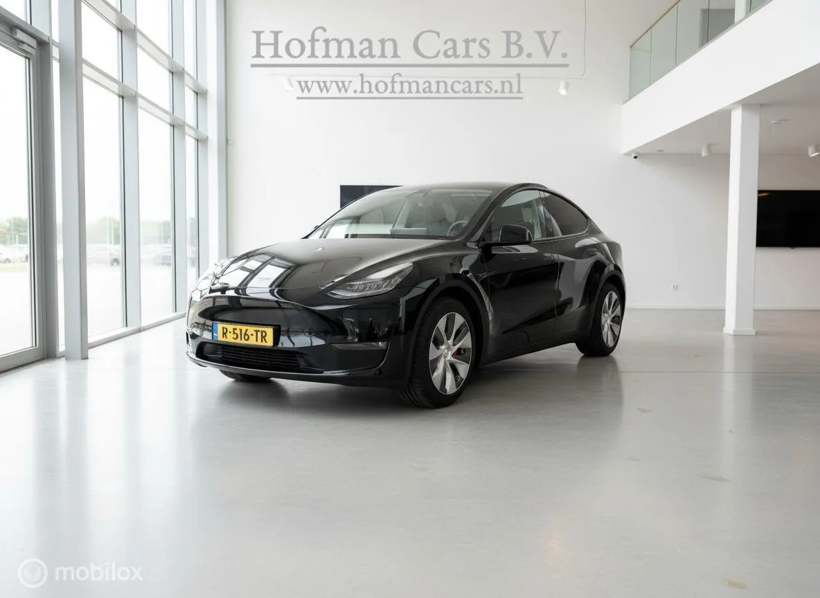 Tesla Model Y (2022) — foto 1